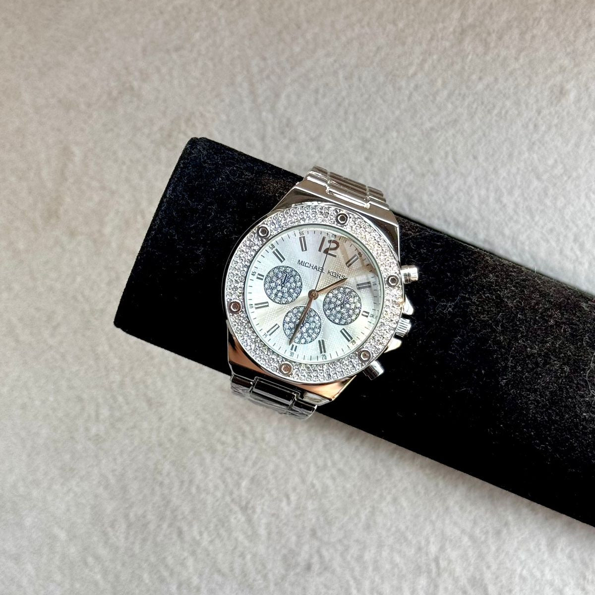 Elite Shine Silver